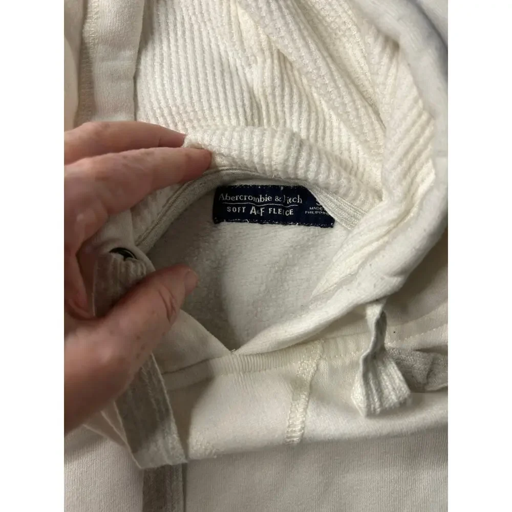 Abercrombie & Fitch Cream Fleece Hoodie Small